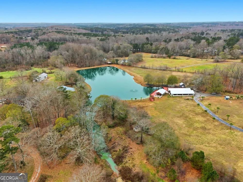 1188 Carl Bethlehem RD Winder, GA 30680