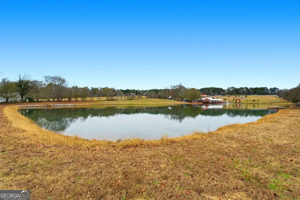 1188 Carl Bethlehem RD Winder, GA 30680