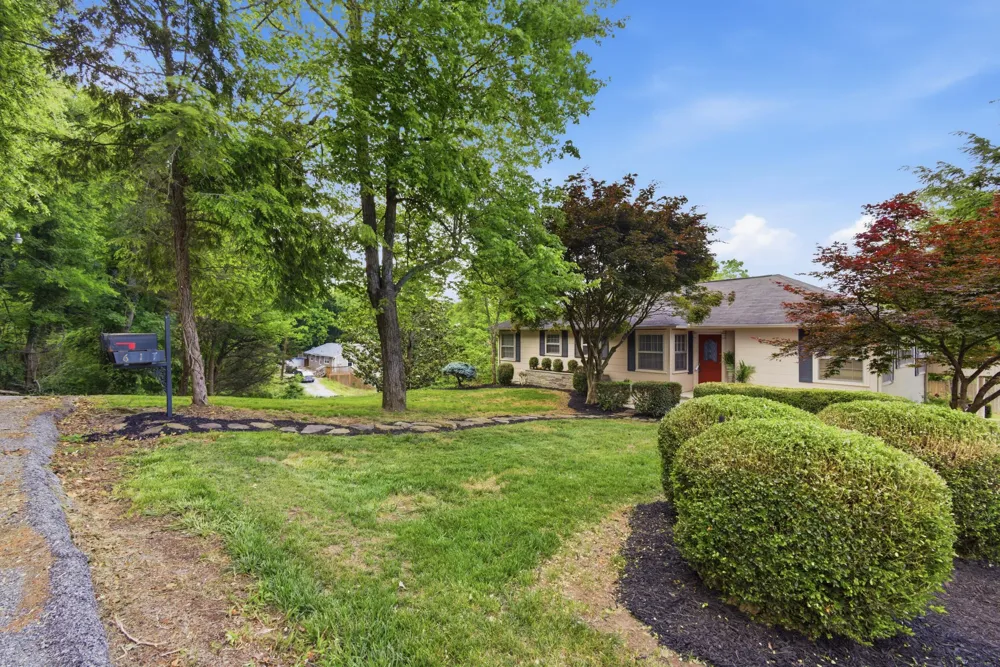 617 Mill Street Kingston, TN 37763