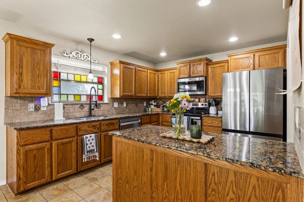 2002 Carriage House Drive Temple, TX 76502