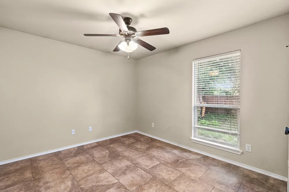 2002 Carriage House Drive Temple, TX 76502