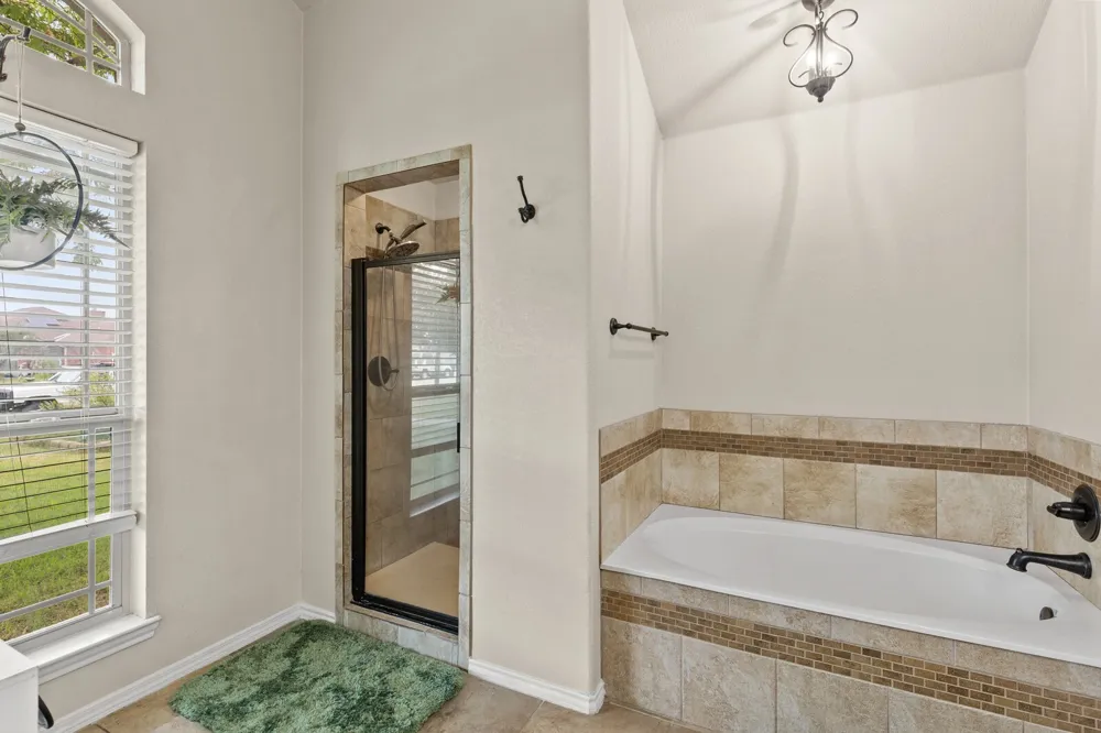2002 Carriage House Drive Temple, TX 76502
