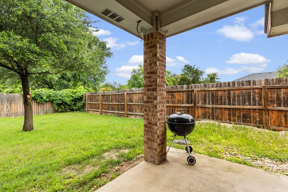 2002 Carriage House Drive Temple, TX 76502