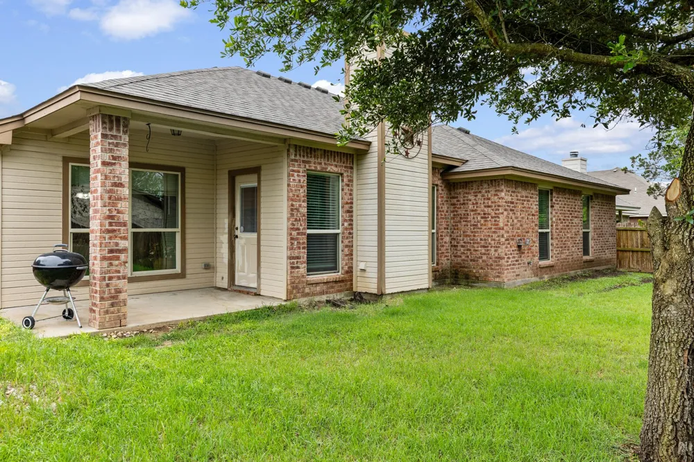2002 Carriage House Drive Temple, TX 76502