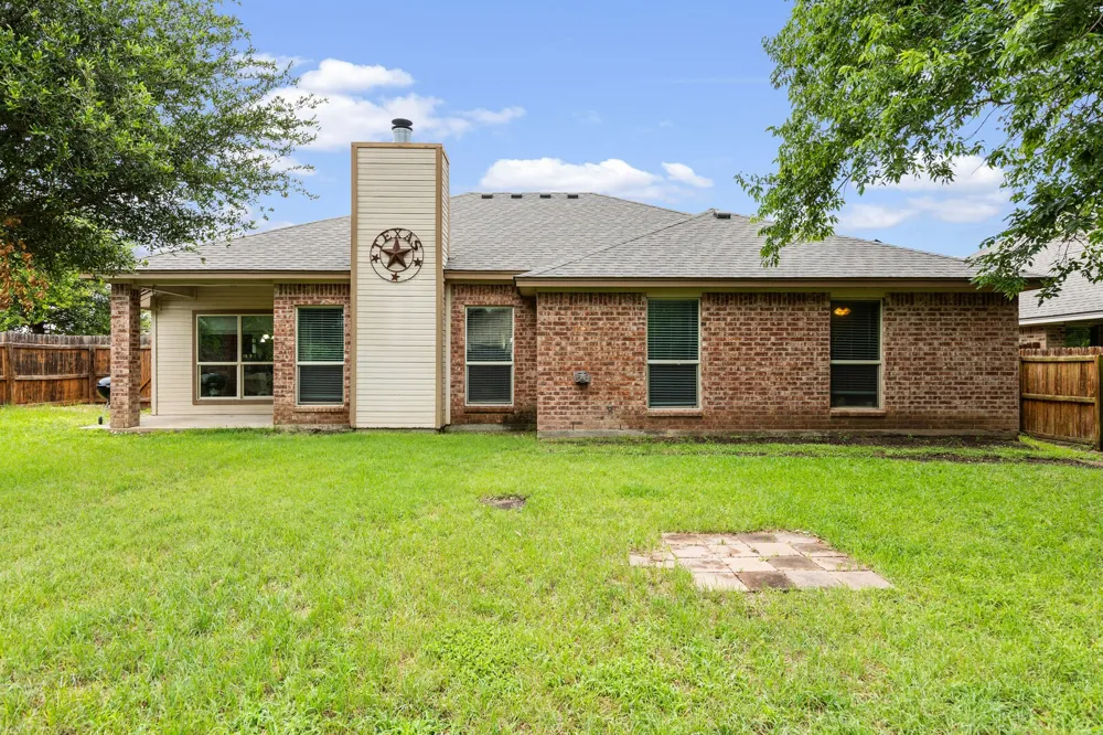 2002 Carriage House Drive Temple, TX 76502