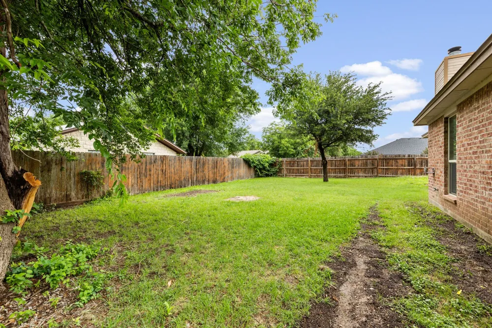 2002 Carriage House Drive Temple, TX 76502