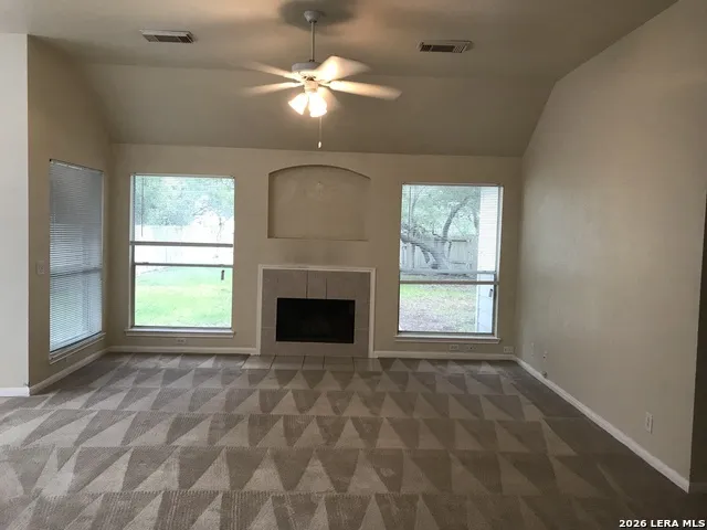 2520 CRESTED HEIGHTS Schertz, TX 78154