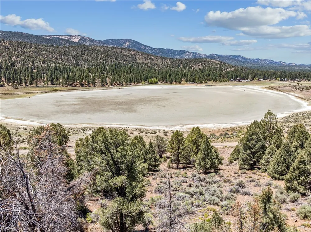 2787 Erwin Ranch Road Big Bear City, CA 92314