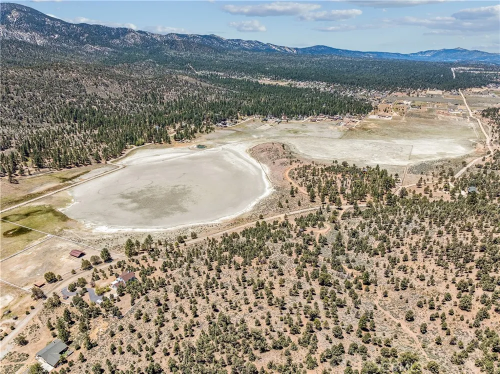 2787 Erwin Ranch Road Big Bear City, CA 92314