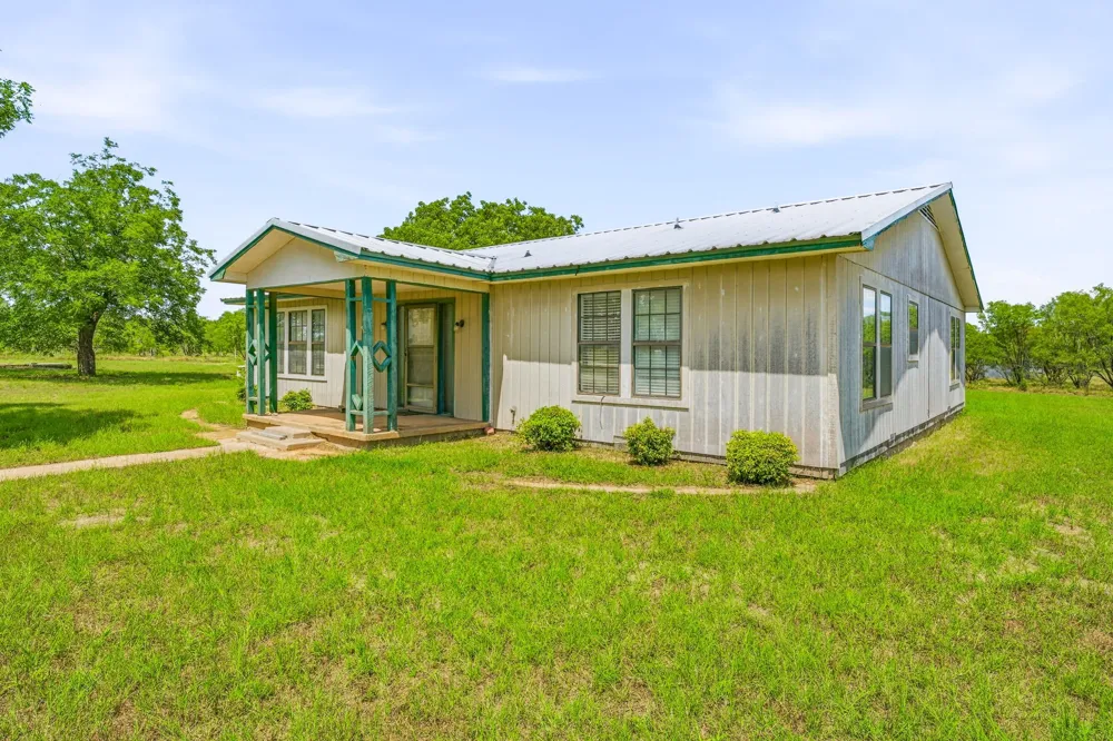 2309 County Road 295 Carbon, TX 76435