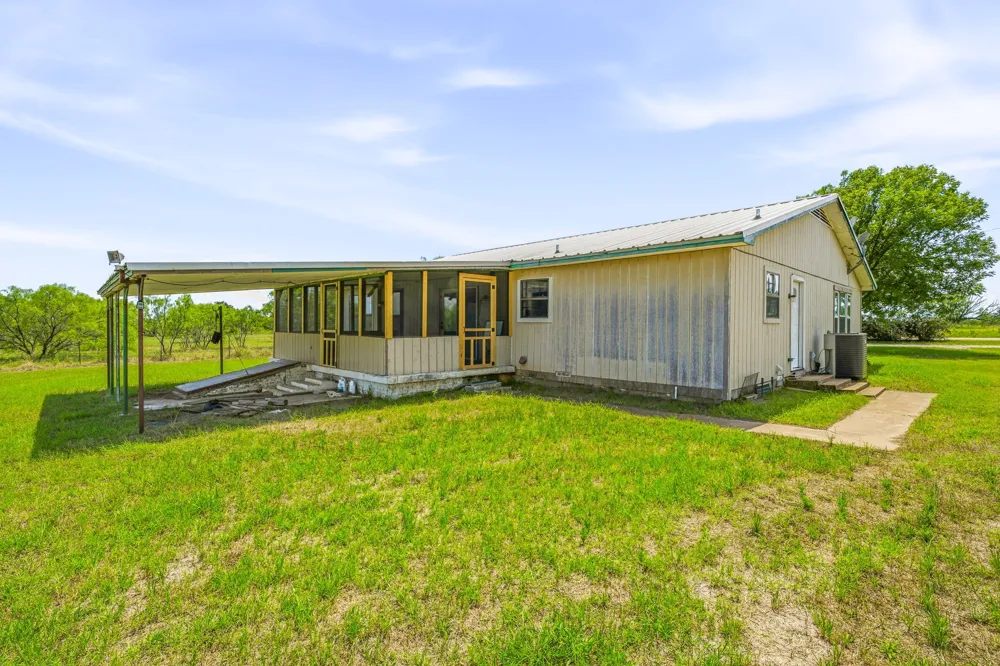 2309 County Road 295 Carbon, TX 76435