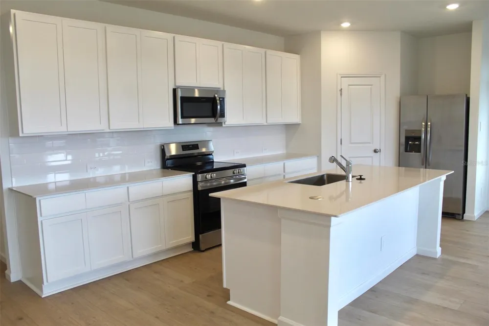 4359 VIBERNUM AVENUE St Cloud, FL 34772