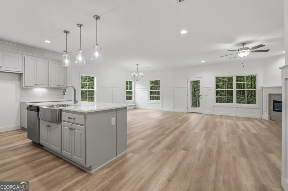 150 Rolling Meadows WAY Waverly Hall, GA 31831