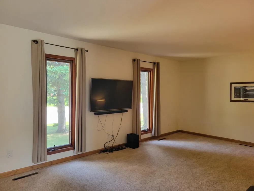 425 Spruce Avenue S Thief River Falls, MN 56701