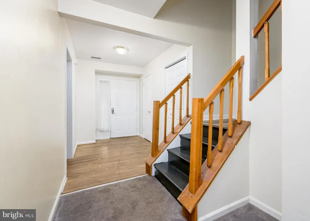 77 BUNKER HILL COURT #77 Wayne, PA 19087