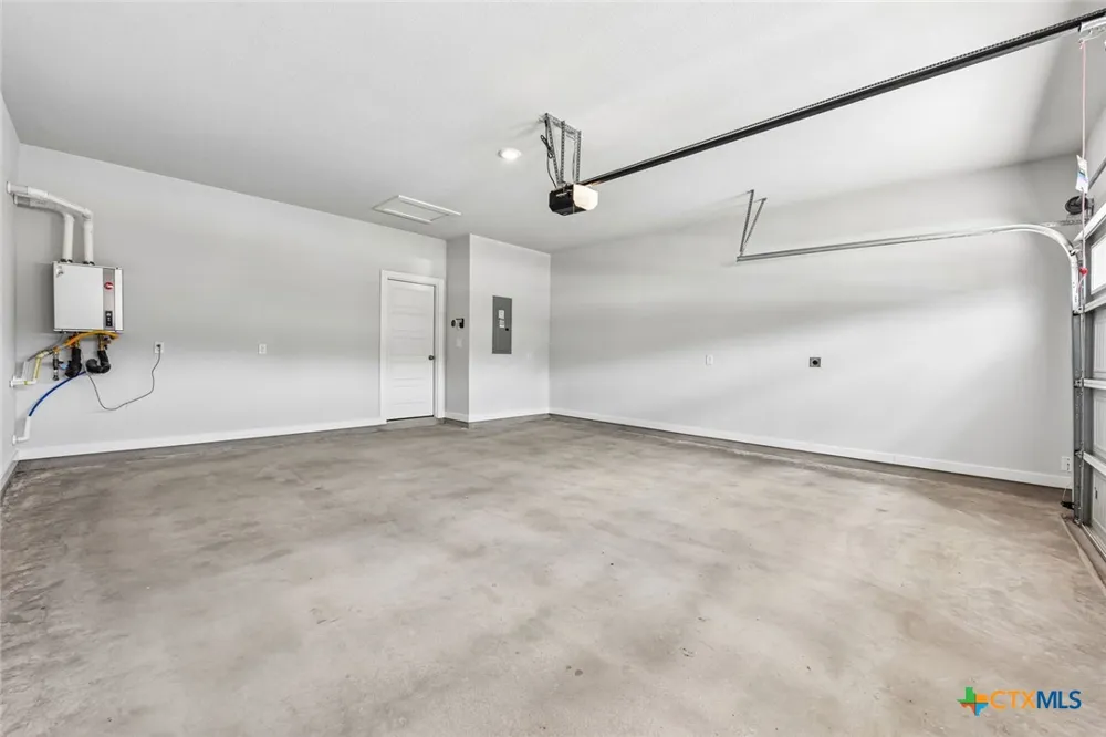 11916 Ellena Cove Austin, TX 78747