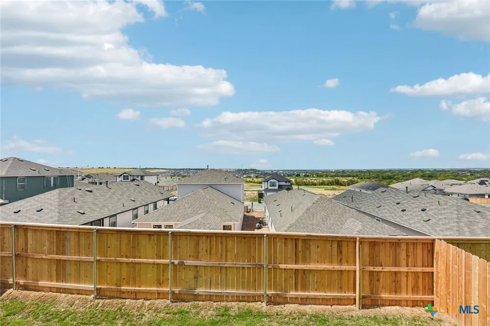 11916 Ellena Cove Austin, TX 78747