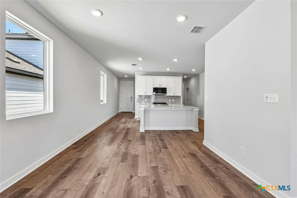 11916 Ellena Cove Austin, TX 78747
