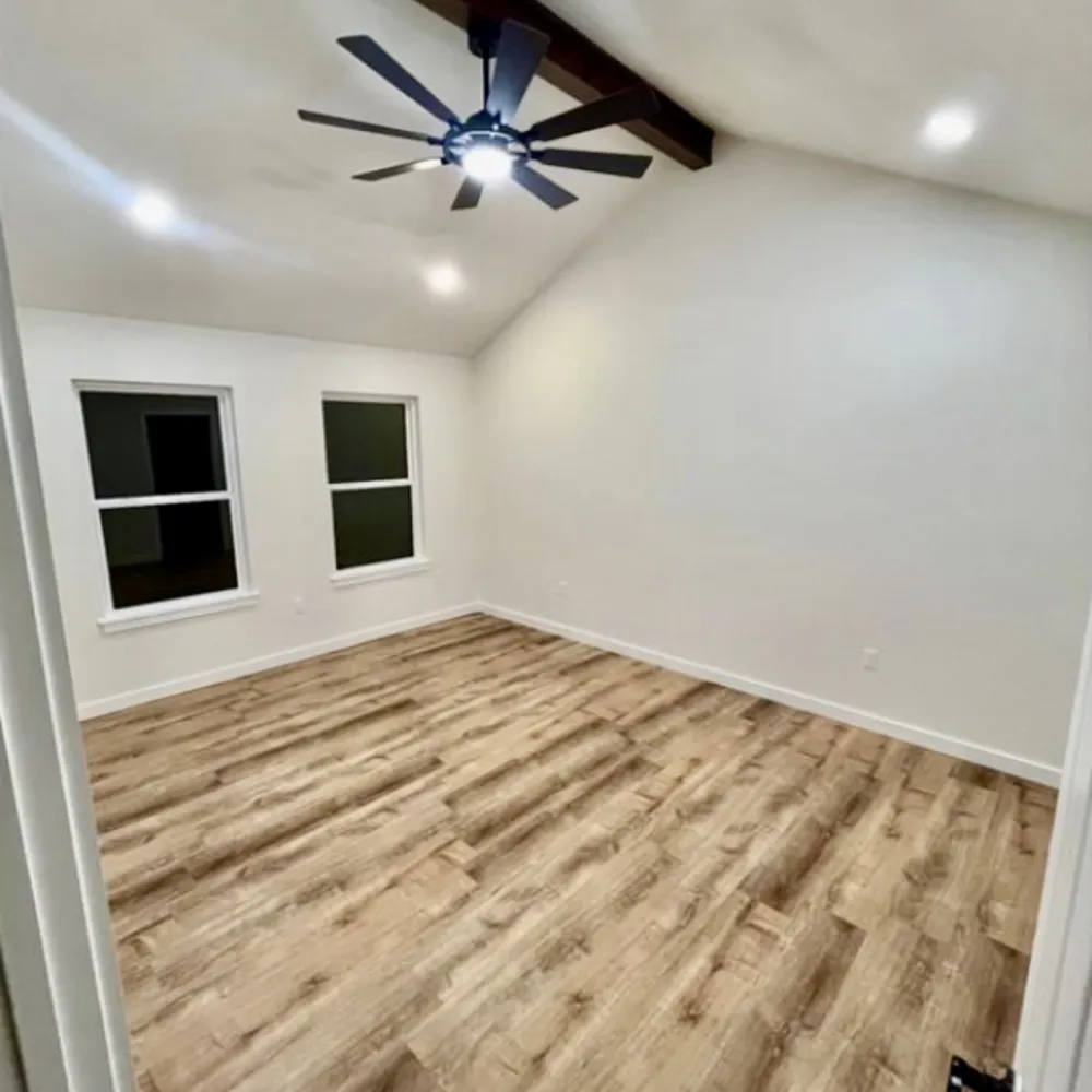 1127 Greenhill Drive Canyon Lake, TX 78133