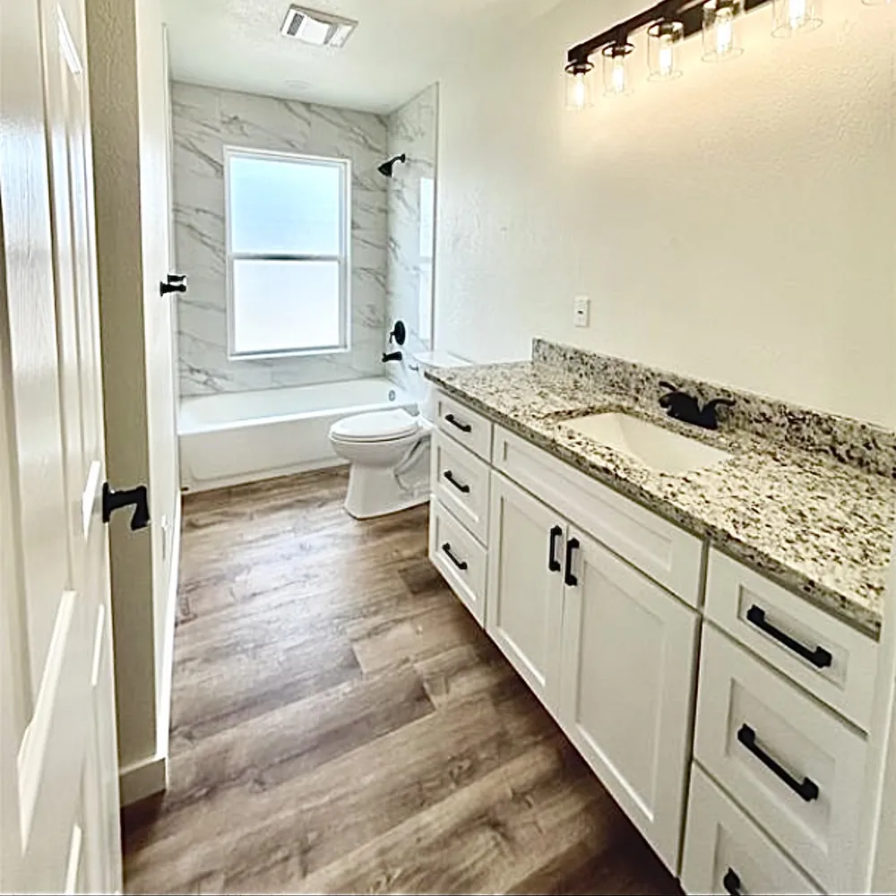 1127 Greenhill Drive Canyon Lake, TX 78133