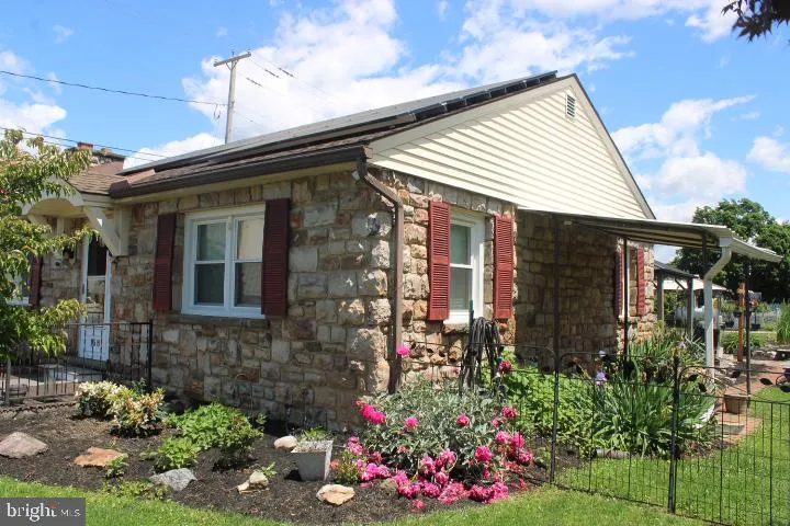 158 GREEN STREET Palmyra, PA 17078