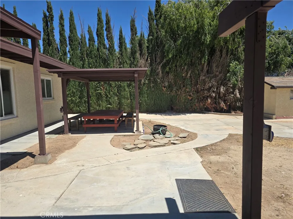 7215 Lyons #1 Hesperia, CA 92345
