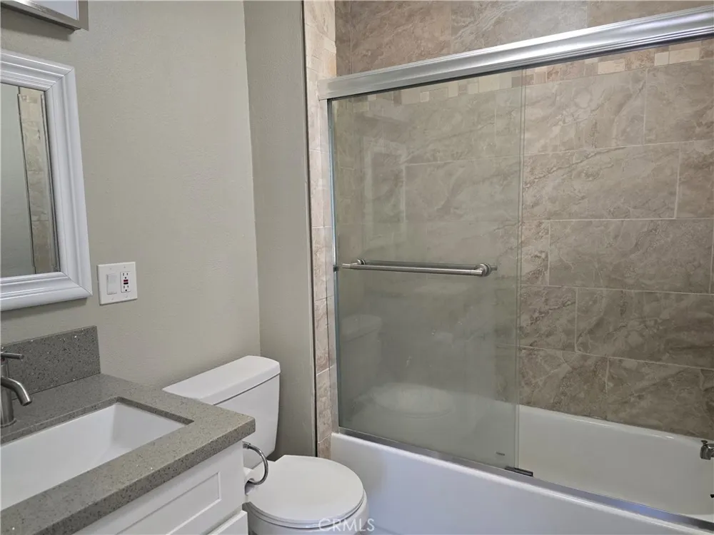 7215 Lyons #1 Hesperia, CA 92345