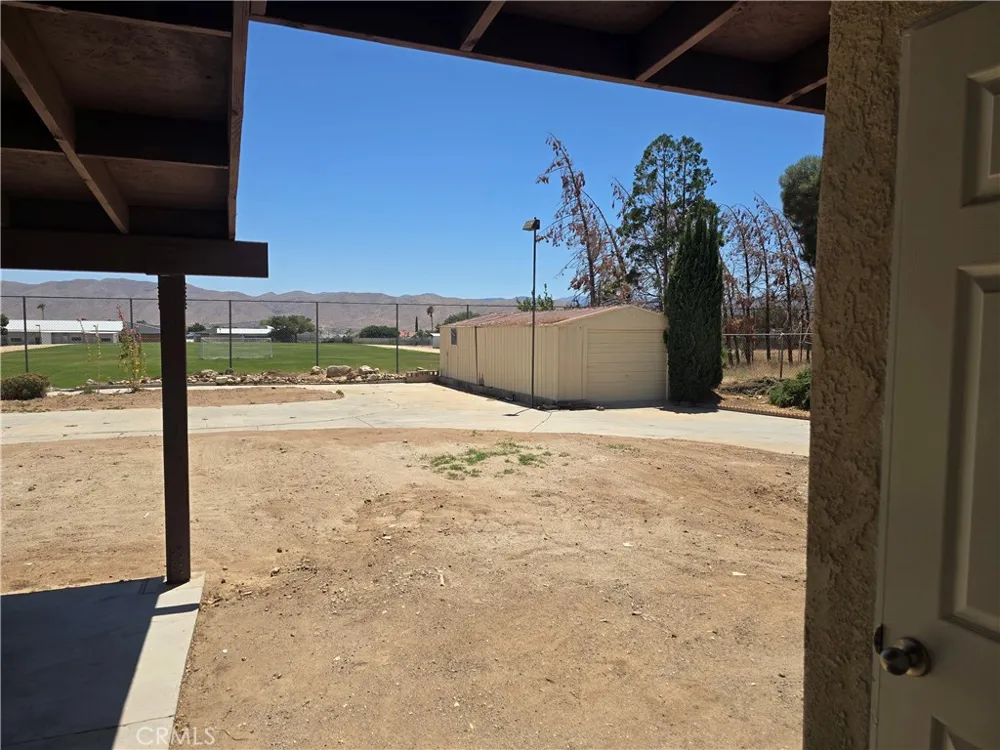 7215 Lyons #1 Hesperia, CA 92345