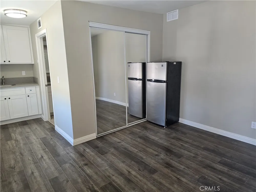 7215 Lyons #1 Hesperia, CA 92345