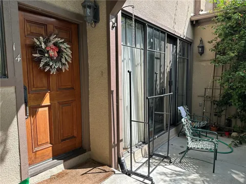 832 Magnolia Avenue #14