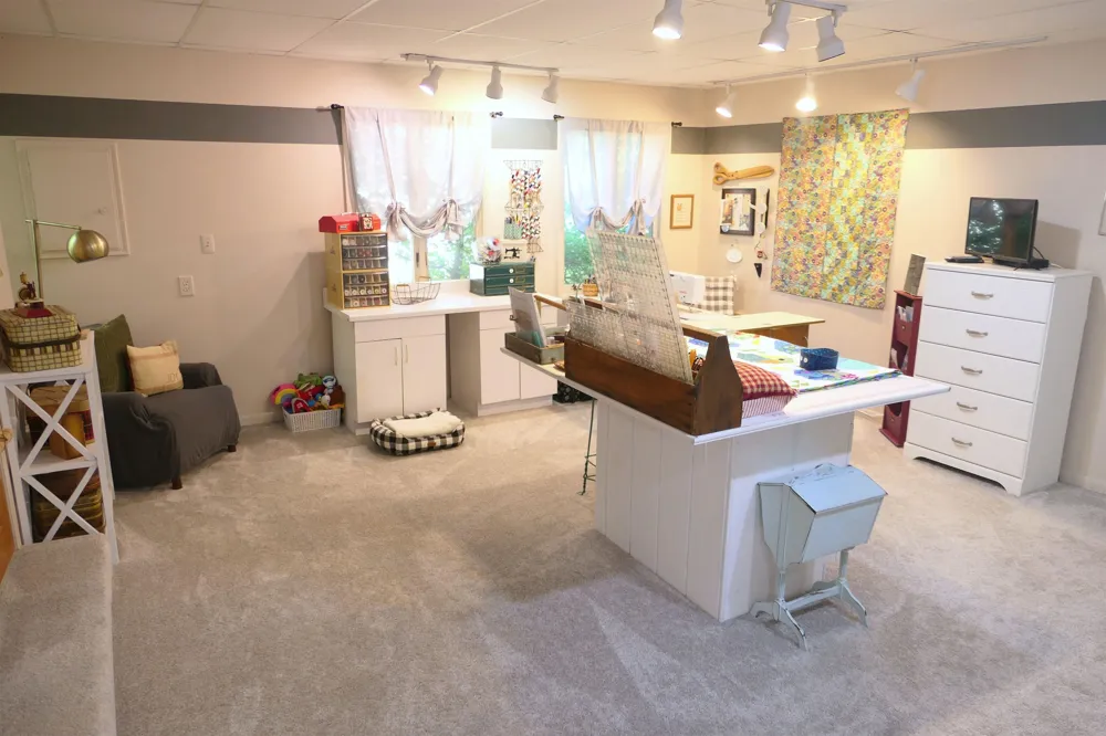 1006 Falkirk Road Alma City, MI 48801