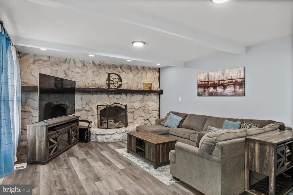 100 HADDON AVENUE Gibbsboro, NJ 08026