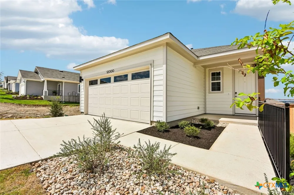 12000 Ellena Cove Austin, TX 78747