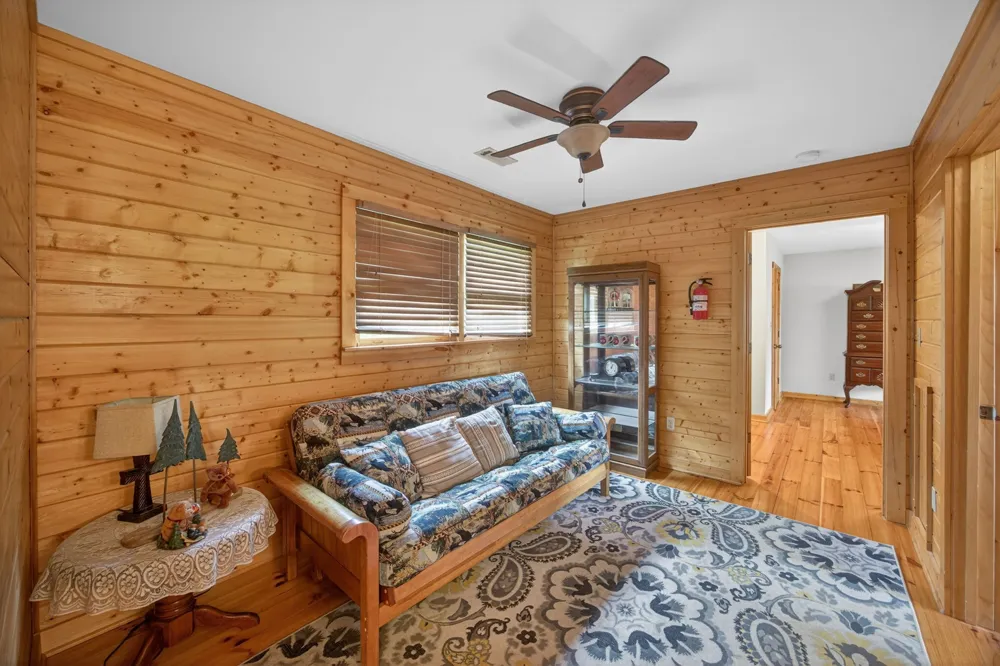 8029 Brimstone Creek Rd Whitleyville, TN 38588