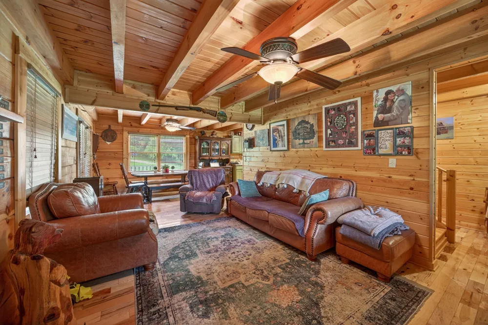 8029 Brimstone Creek Rd Whitleyville, TN 38588