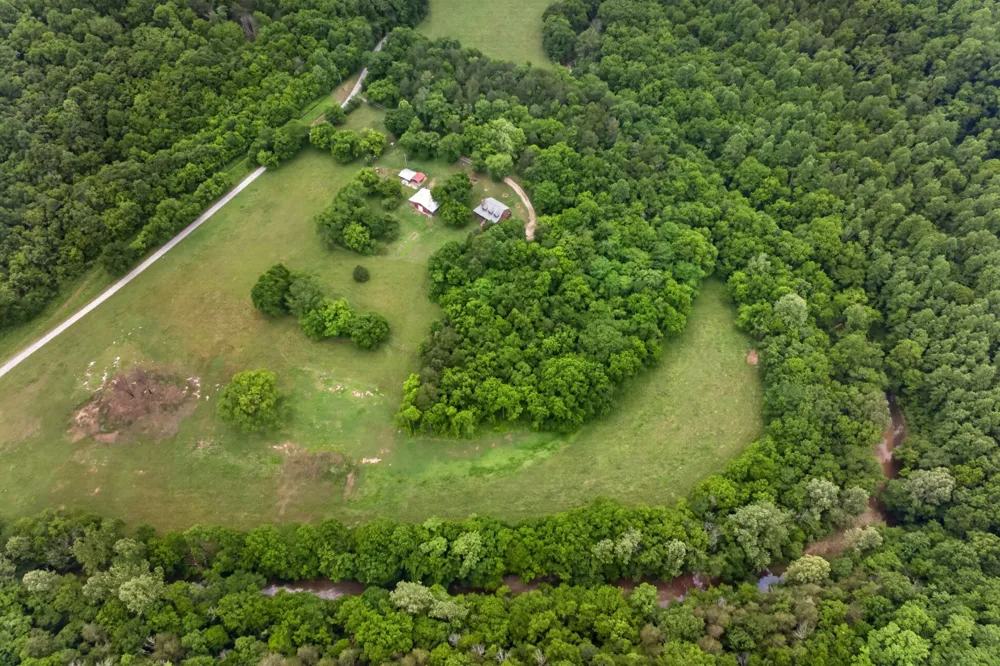 8029 Brimstone Creek Rd Whitleyville, TN 38588