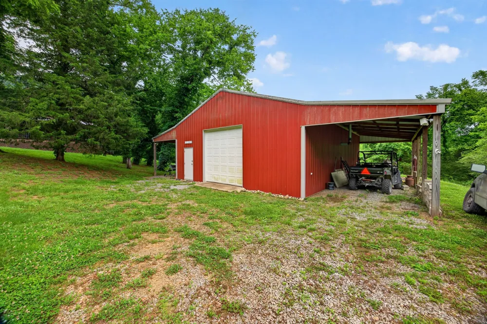 8029 Brimstone Creek Rd Whitleyville, TN 38588