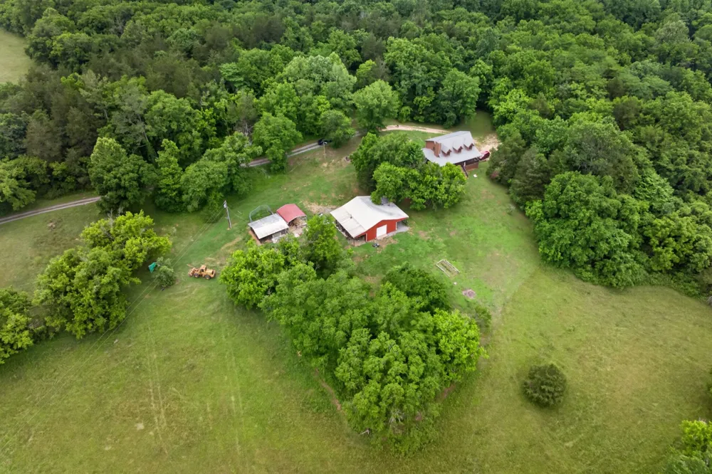 8029 Brimstone Creek Rd Whitleyville, TN 38588