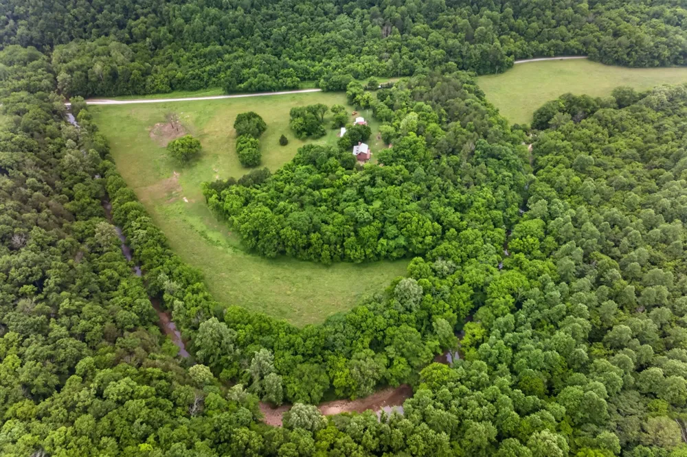 8029 Brimstone Creek Rd Whitleyville, TN 38588