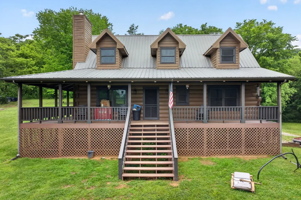 8029 Brimstone Creek Rd Whitleyville, TN 38588