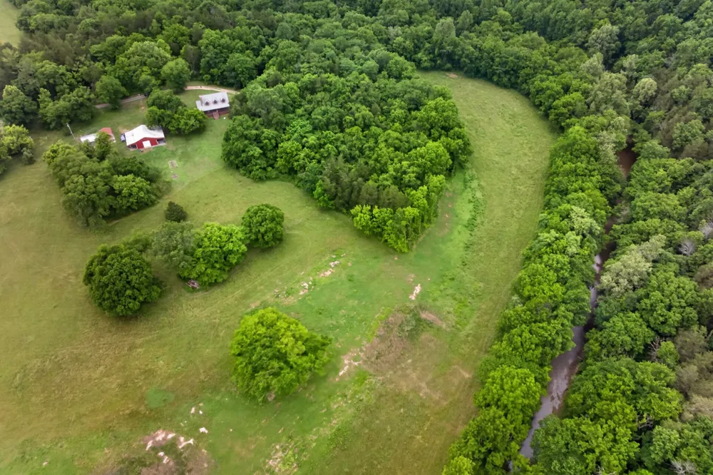 8029 Brimstone Creek Rd Whitleyville, TN 38588