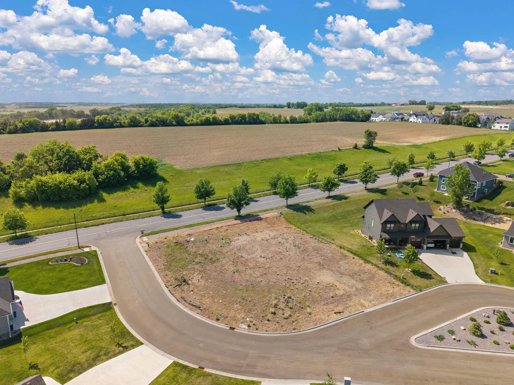 1782 Brandlewood Court Hastings, MN 55033