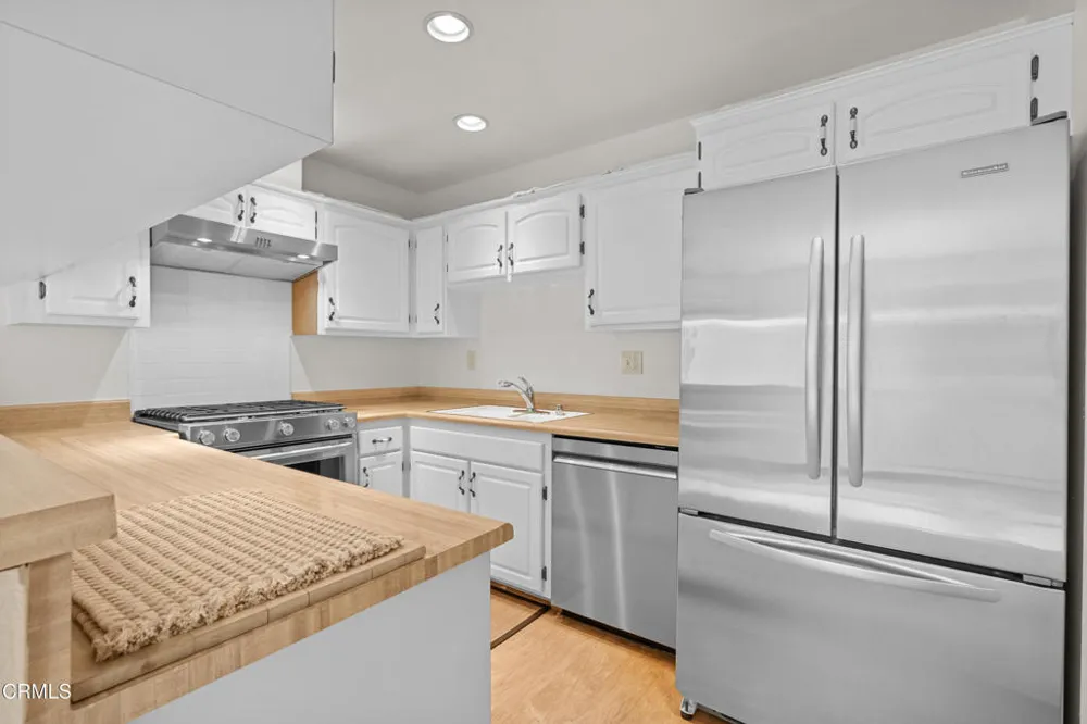 15266 Campus Park Drive #F Moorpark, CA 93021