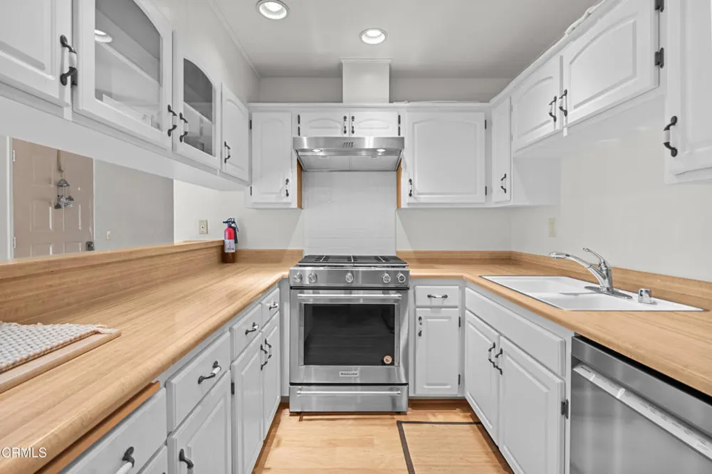 15266 Campus Park Drive #F Moorpark, CA 93021