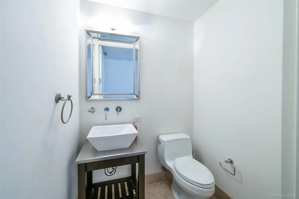 175 Huguenot Street #1607 New Rochelle, NY 10801