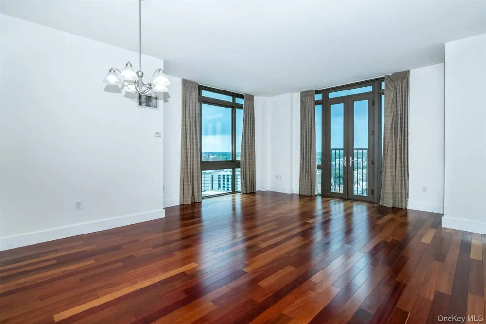 175 Huguenot Street #1607 New Rochelle, NY 10801