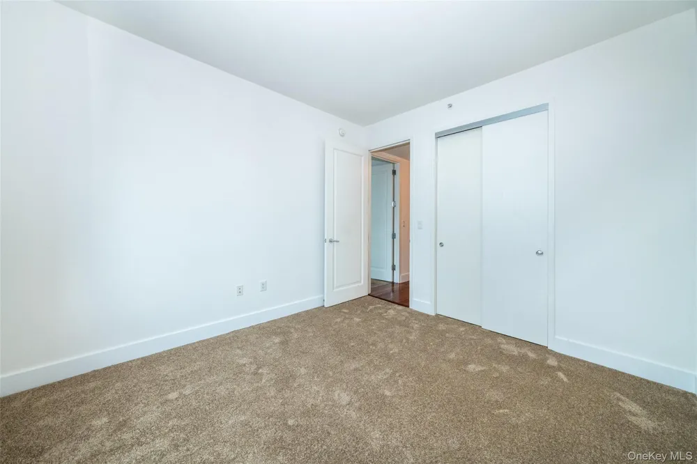 175 Huguenot Street #1607 New Rochelle, NY 10801