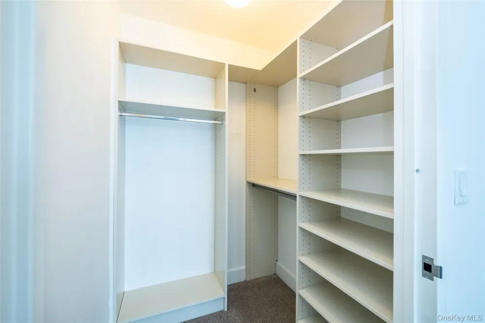 175 Huguenot Street #1607 New Rochelle, NY 10801