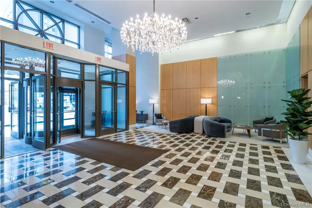 175 Huguenot Street #1607 New Rochelle, NY 10801