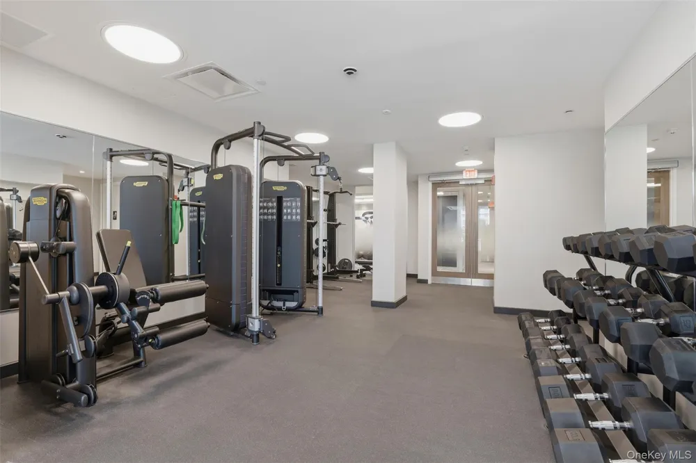 175 Huguenot Street #1607 New Rochelle, NY 10801